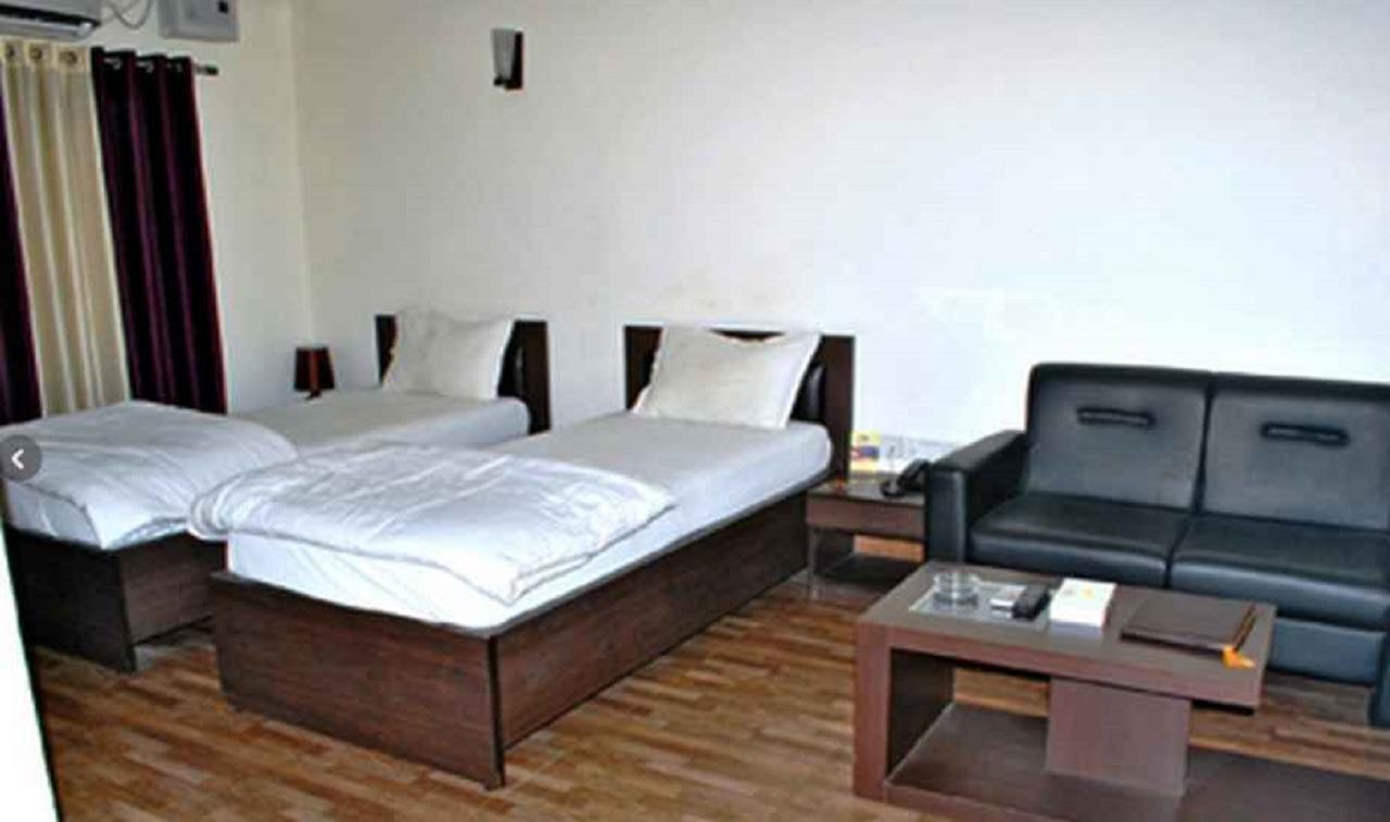 Hotel KDM Palace Begusarai Exterior foto